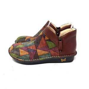 Alegria Boots